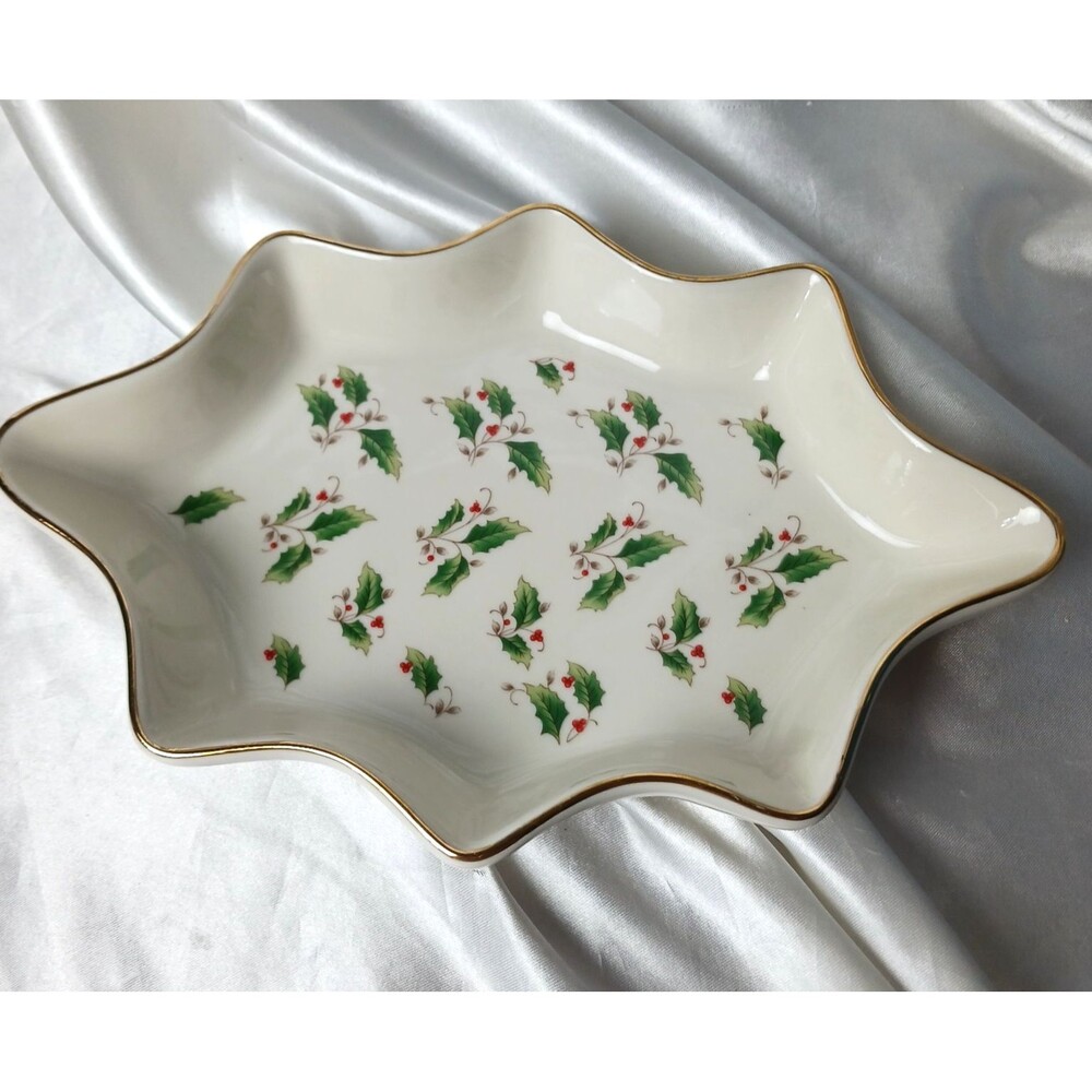 ROYAL LIMITED HOLLY HOLIDAY CANDY DISH HOLLY LEAF